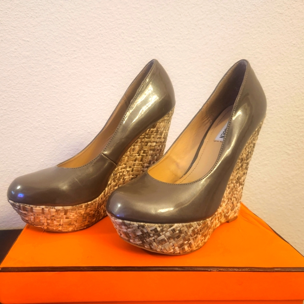 Steve Madden Wedges